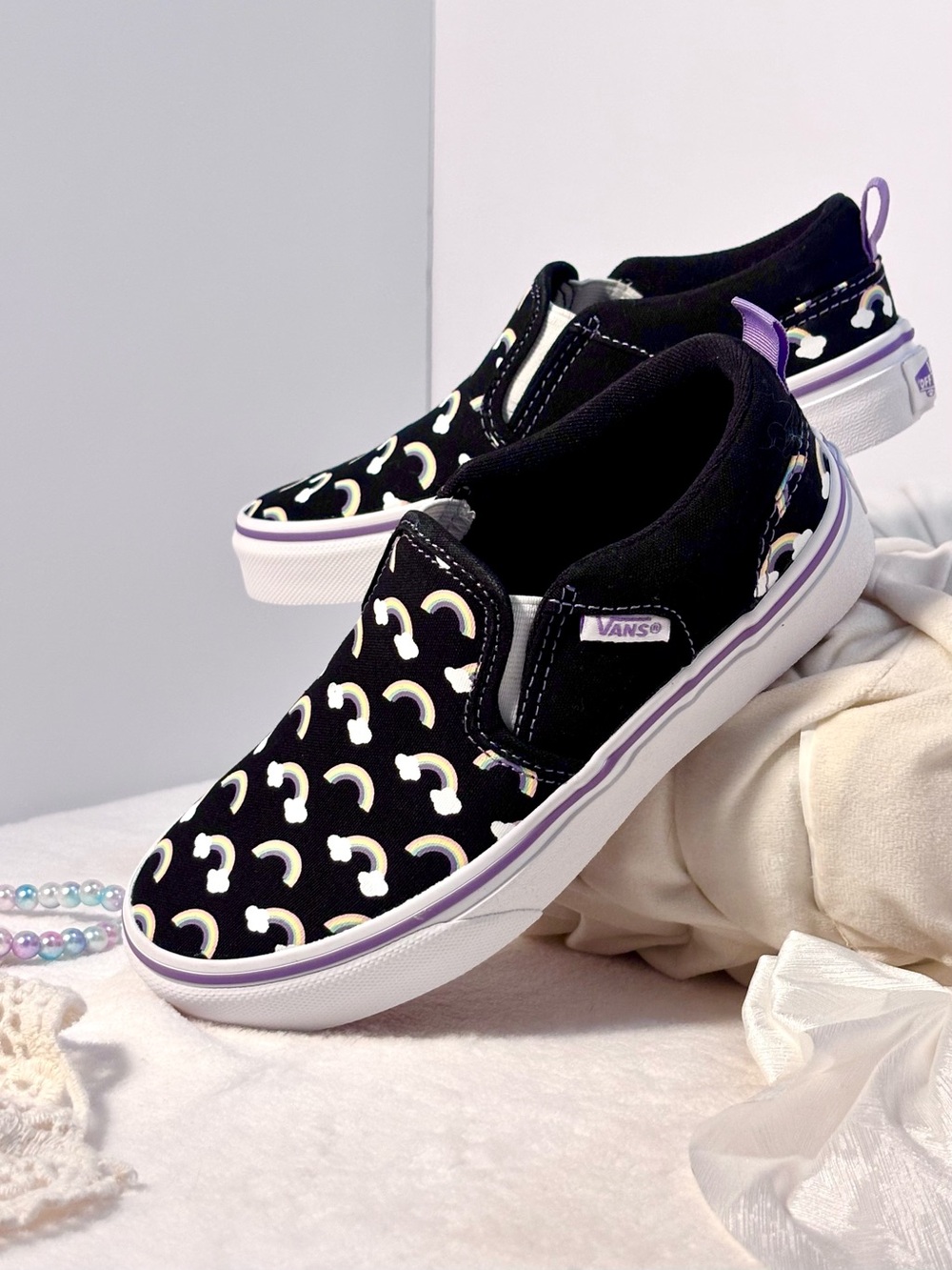 NWOT Vans Rainbow Cloud Slip‑Ons | Youth 1.0 | Lavender Trim - Picture 2 of 12